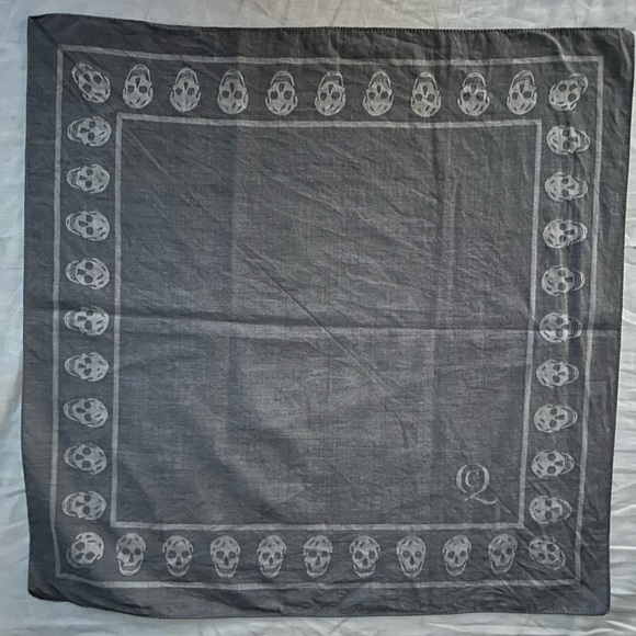 ALEXANDER MCQUEEN - Picture 3 of 4